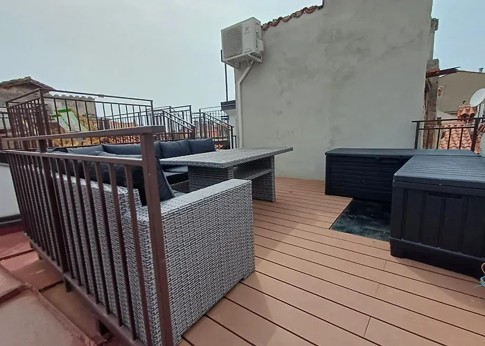 アパート Pirana ピラン